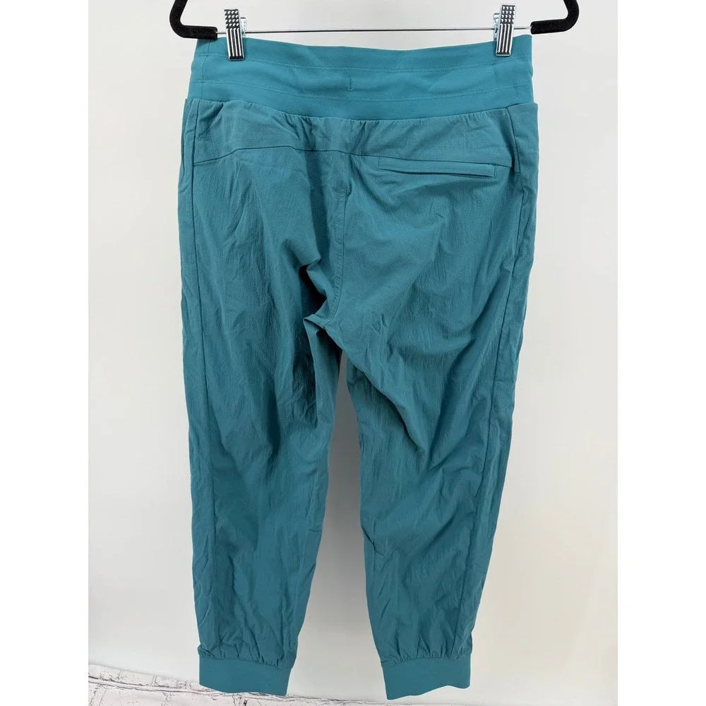 NEW Athleta Trekkie North Crop Jogger Pants‎ Teal Women's Size 8T